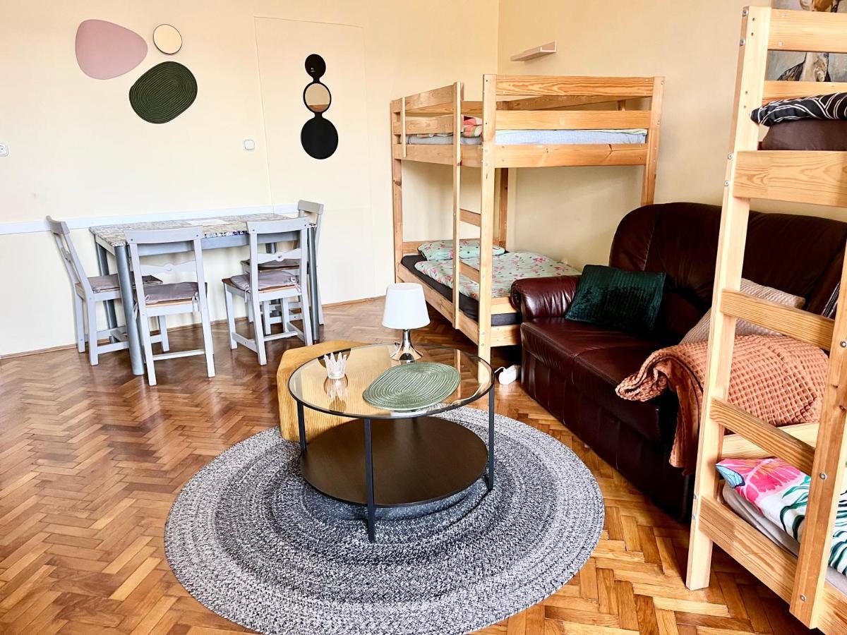 Zen Hostel By Central Market Будапеща Екстериор снимка