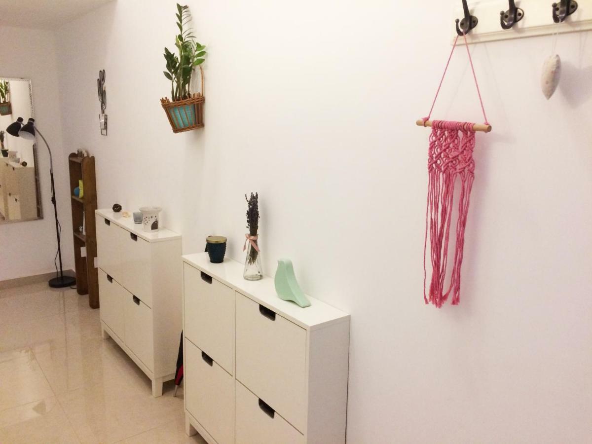 Zen Hostel By Central Market Будапеща Екстериор снимка