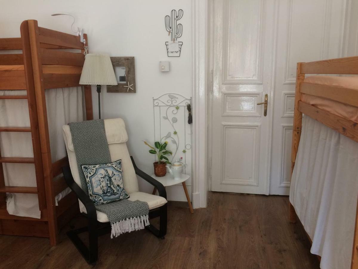 Zen Hostel By Central Market Будапеща Екстериор снимка