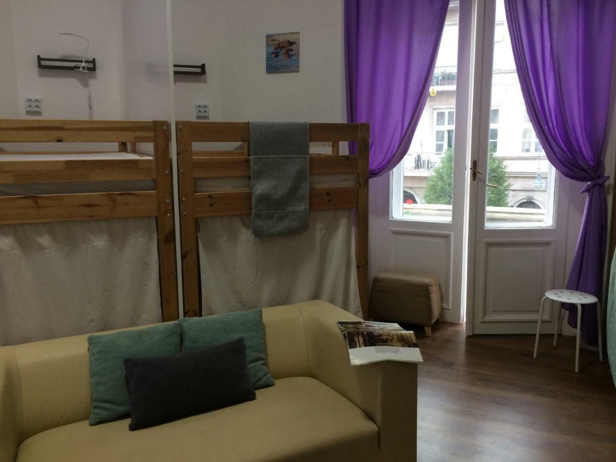 Zen Hostel By Central Market Будапеща Стая снимка